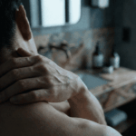 寝起きの肩こりで枕なしを試した結果！ 後悔しない正しい改善法